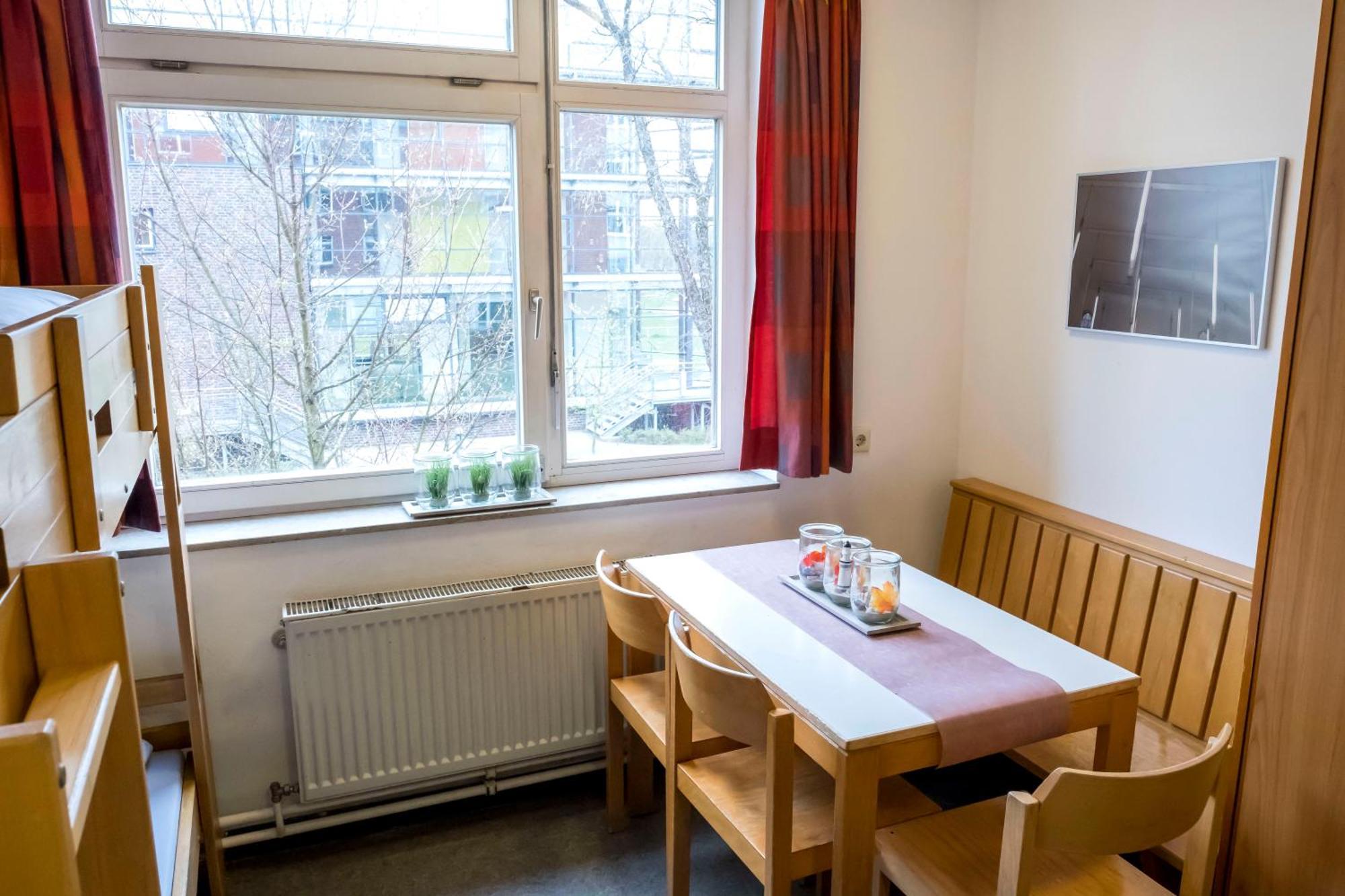 Jugendherberge Hamburg Horner Rennbahn Exterior photo